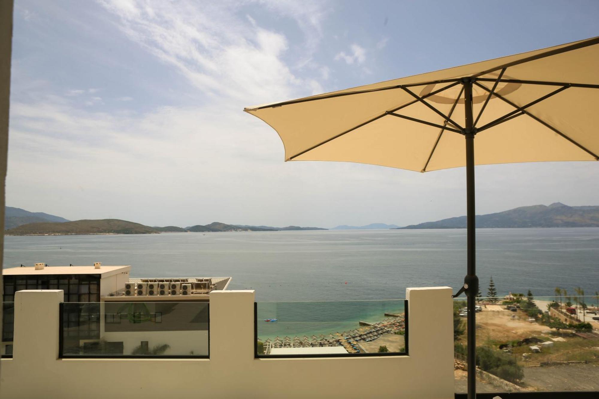 Matias Apartments Sarandë Exterior foto
